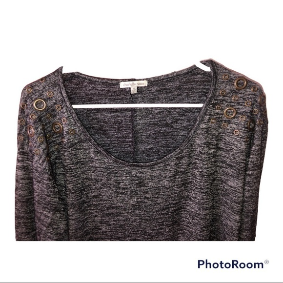 Charlotte Russe Brand Long-Sleeve Blouse - Picture 4 of 5